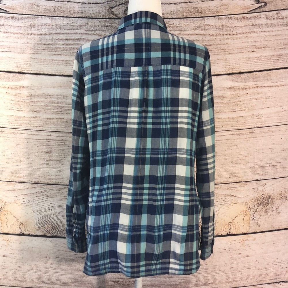 Toad&Co Indigo Ridge Plaid Button-Up - Picture 7 of 10